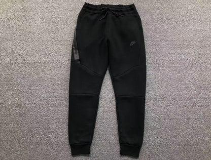 nike-tech-fleece-tracksuit-black-3-Drip Store Argentina