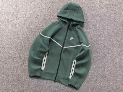 nike-tech-fleece-tracksuit-reflective-green-2-Drip Store Argentina