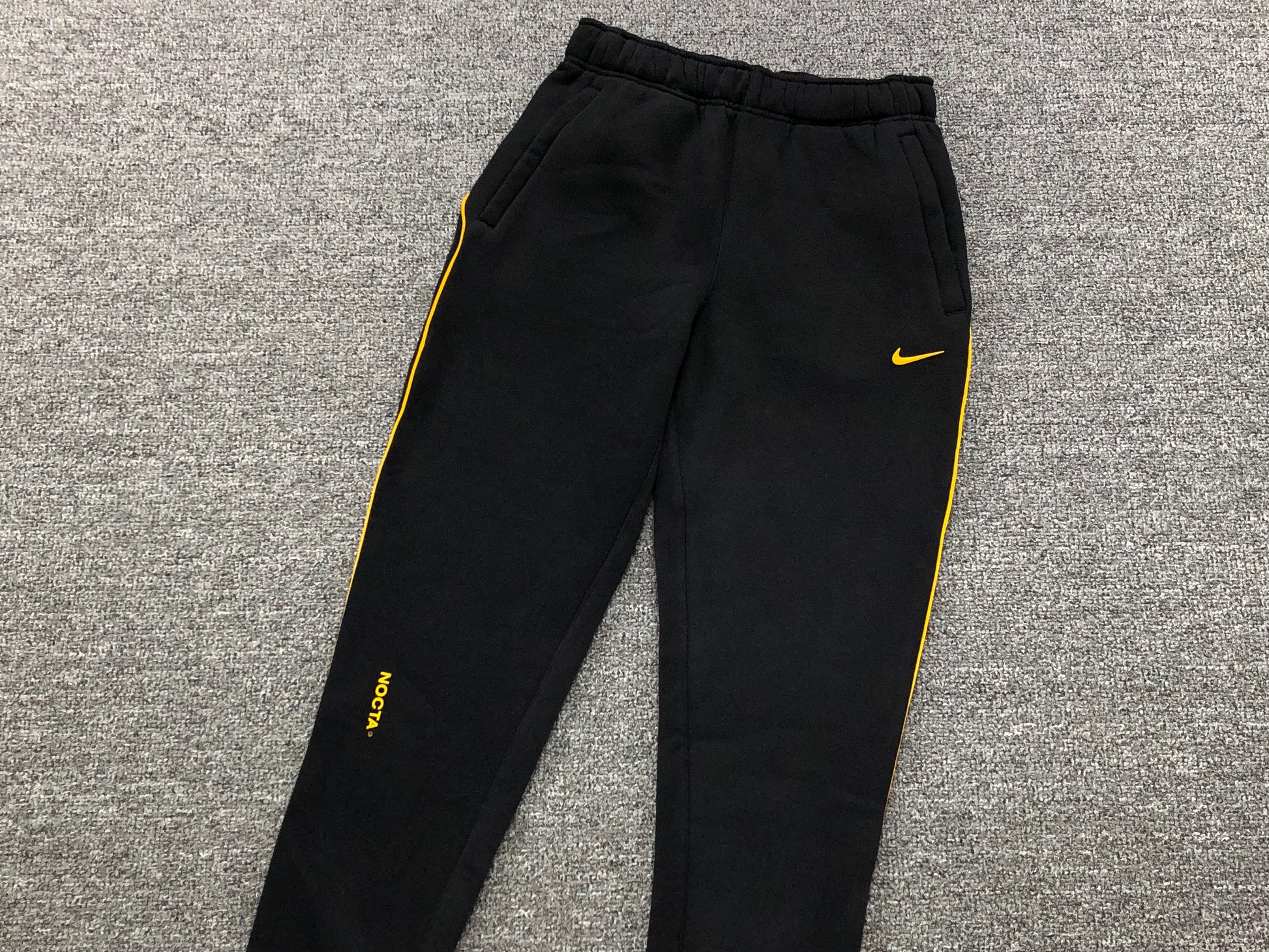 nike-x-drake-nocta-fleece-pants-black-3-Drip Store Argentina