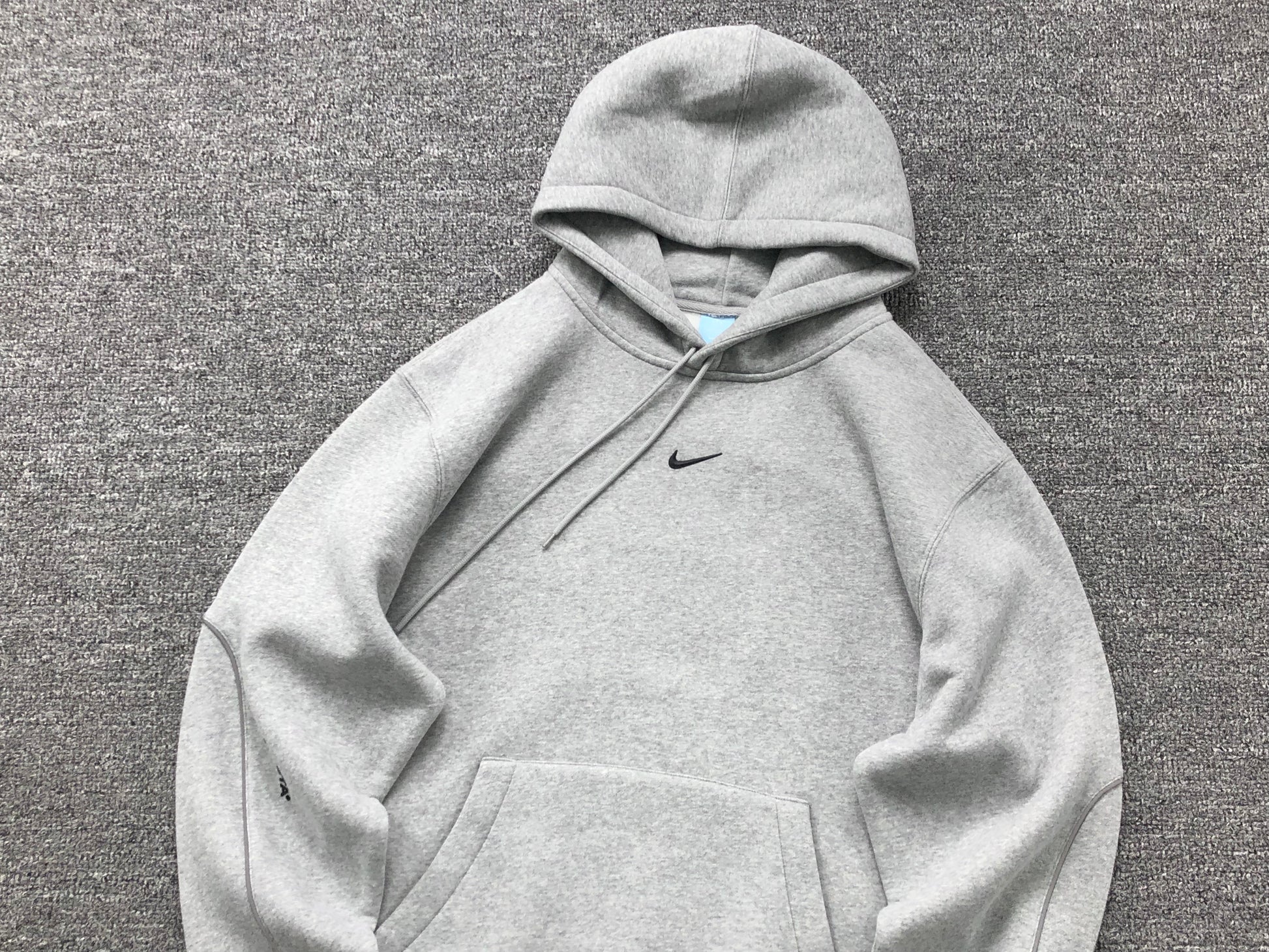 nike-x-drake-nocta-hoodie-grey-3-Drip Store Argentina