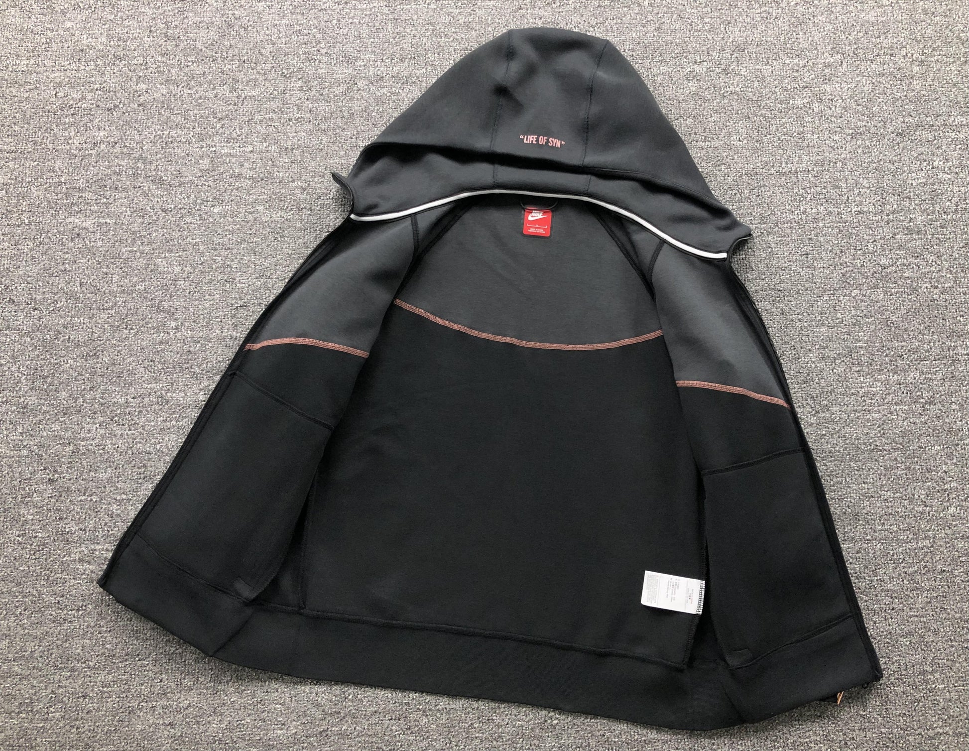 nike-x-syna-world-tech-fleece-tracksuit-black-3-Drip Store Argentina
