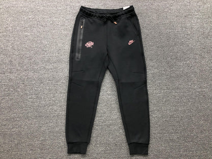 nike-x-syna-world-tech-fleece-tracksuit-black-8-Drip Store Argentina
