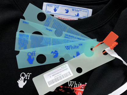 off-white-acrylic-arrow-tee-black-8-Drip Store Argentina