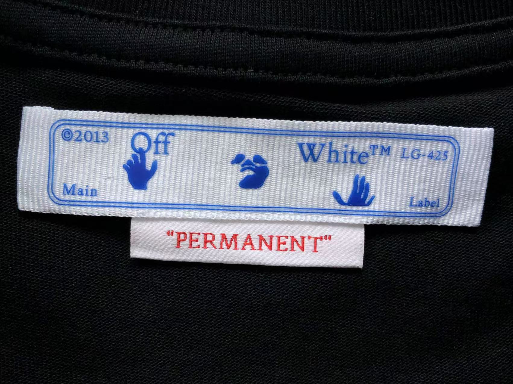 off-white-acrylic-arrow-tee-black-9-Drip Store Argentina