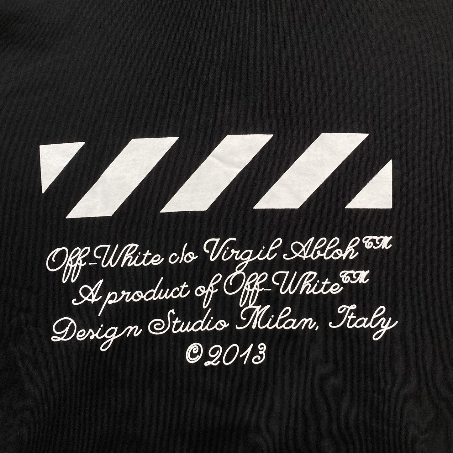 off-white-kit-text-print-hoodie-black-3-Drip Store Argentina