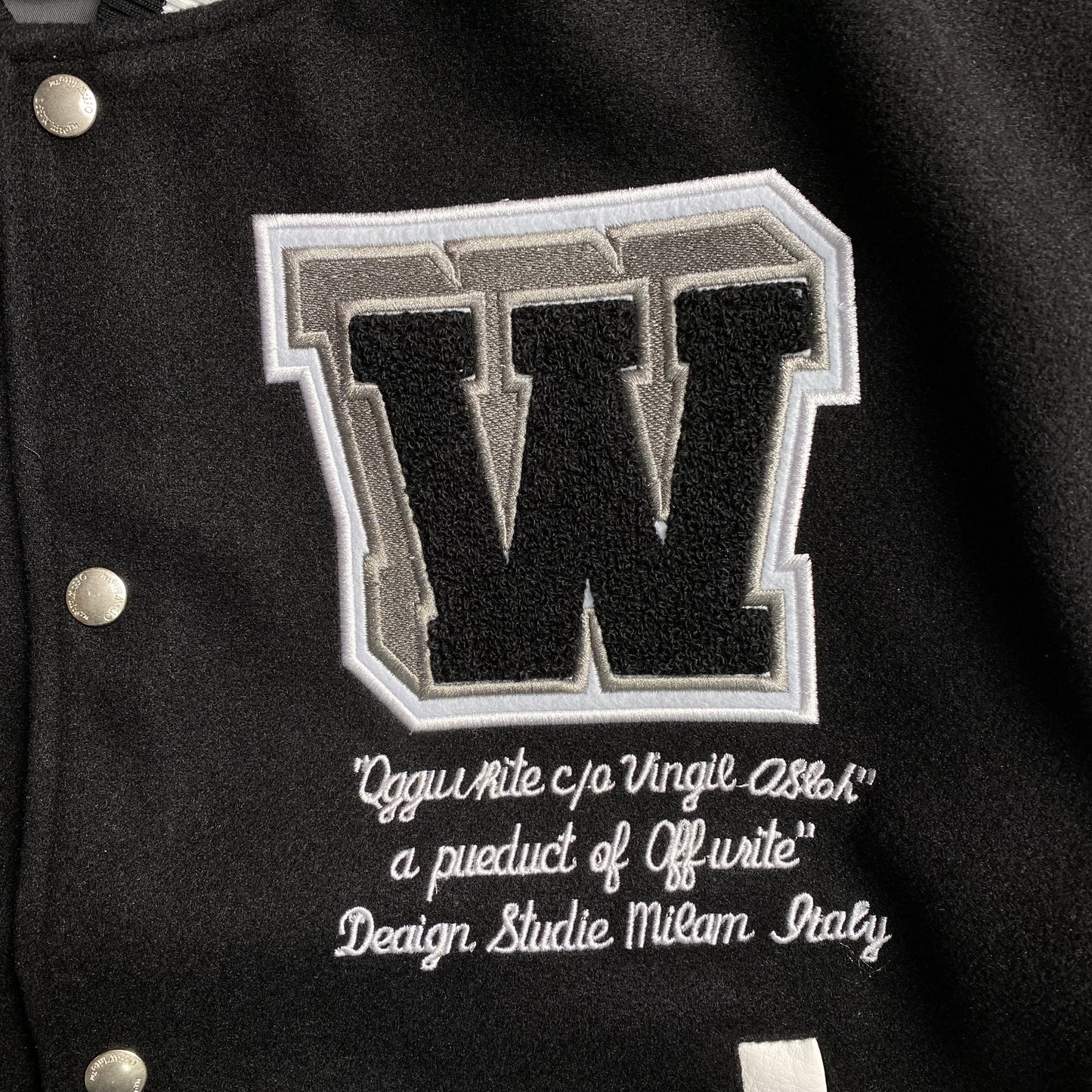 off-white-lea-applique-varsity-jacket-black-10-Drip Store Argentina