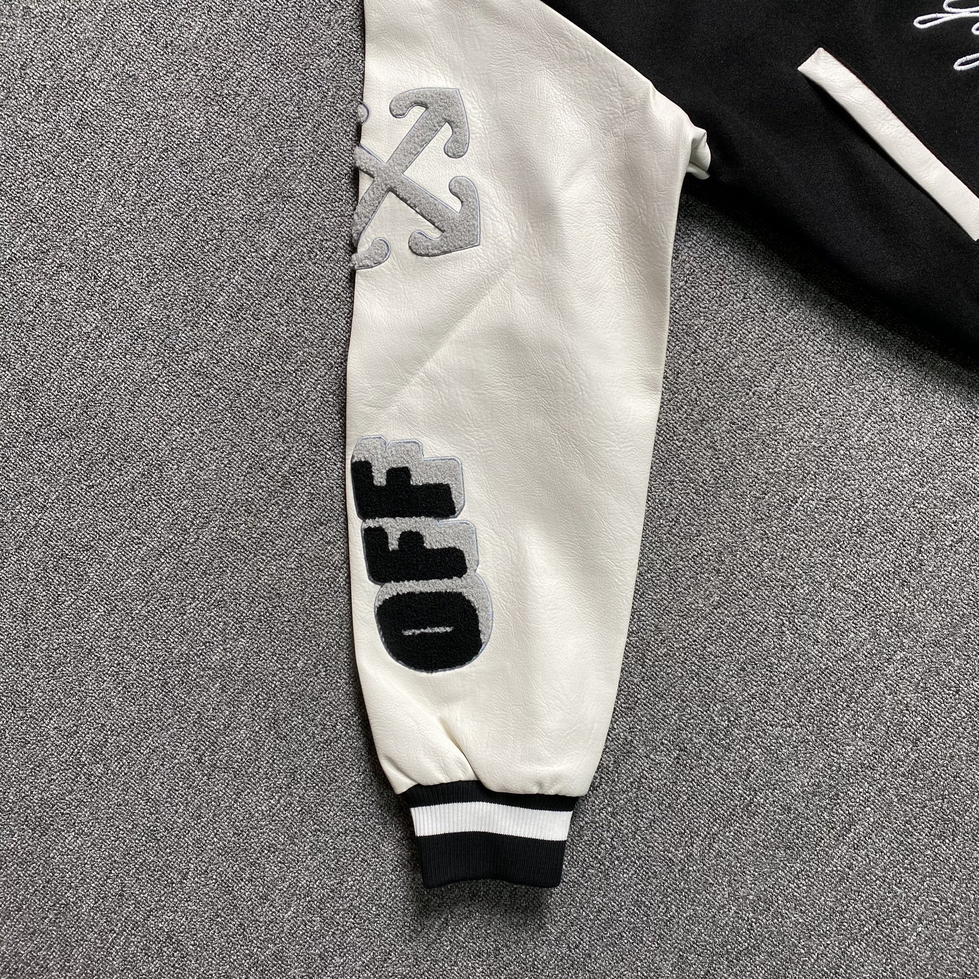 off-white-lea-applique-varsity-jacket-black-6-Drip Store Argentina