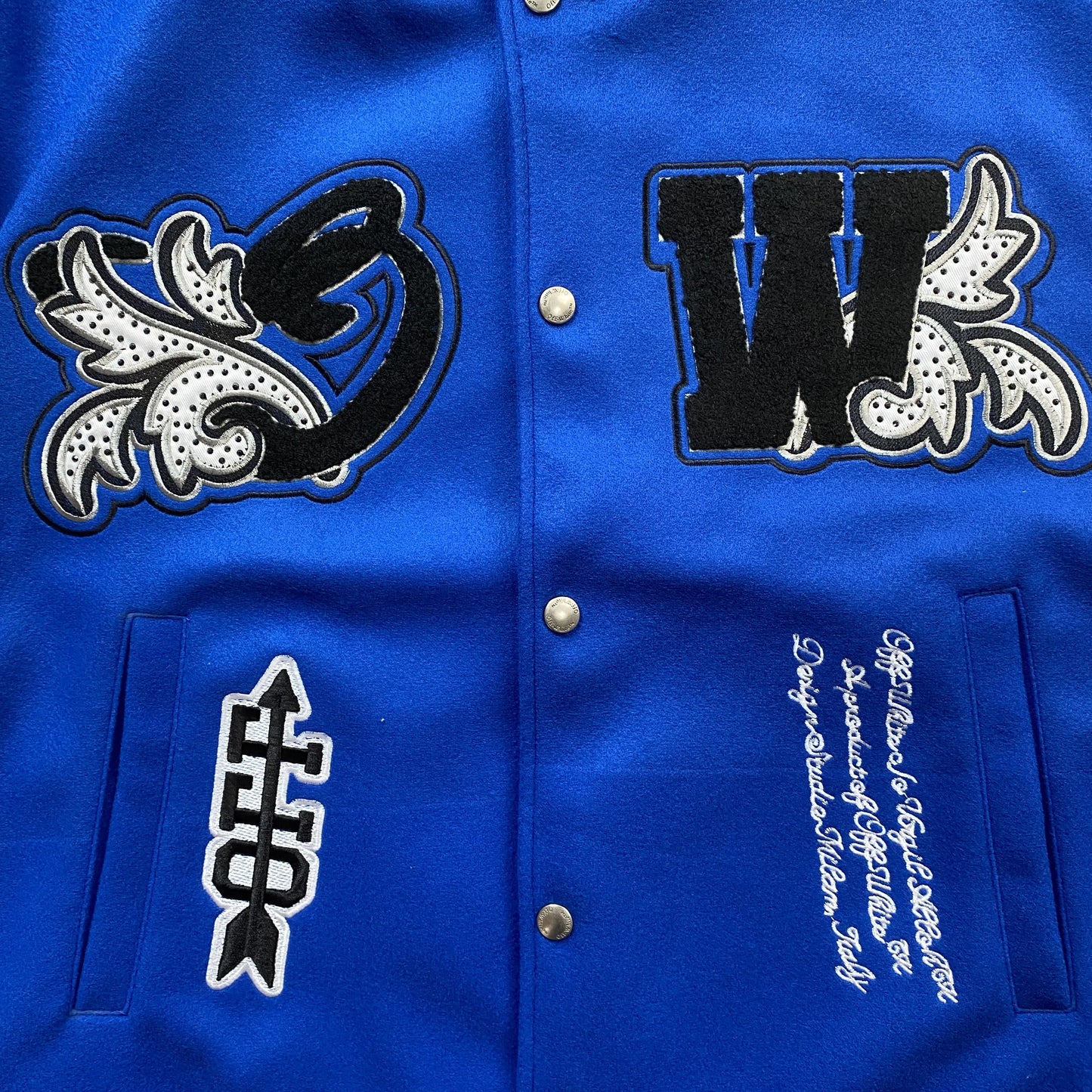 off-white-logo-applique-varsity-jacket-royal-4-Drip Store Argentina