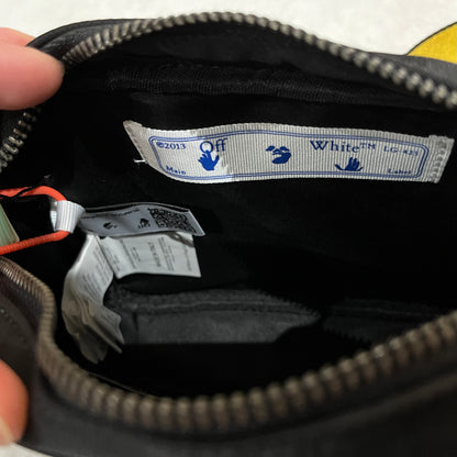 off-white-logo-crossbody-bag-black-5-Drip Store Argentina