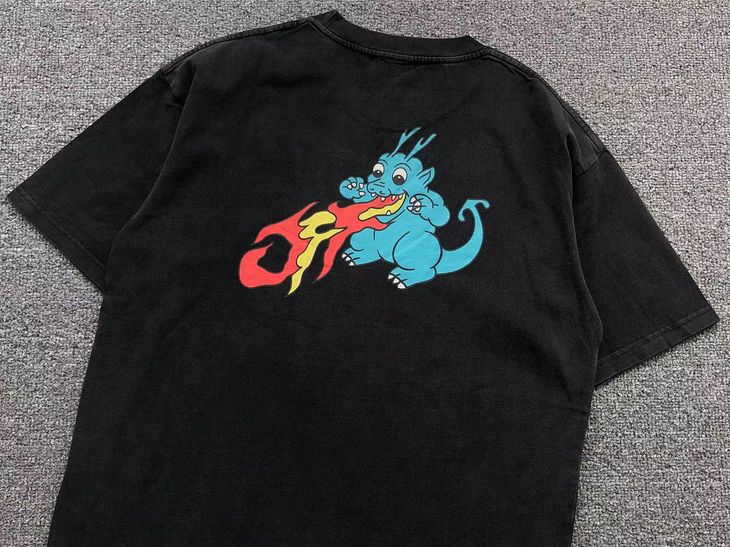 off-white-lunar-new-year-dragon-tee-black-4-Drip Store Argentina