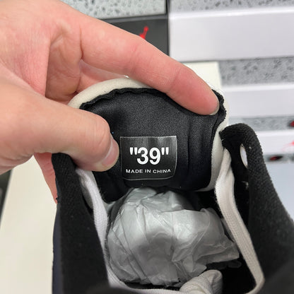 Off White Out Of Office White Black Speckled