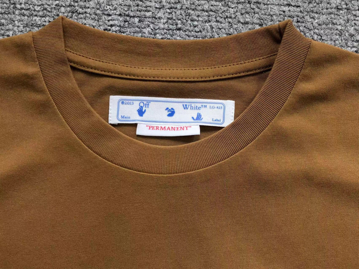 off-white-ow-23-tee-brown-7-Drip Store Argentina