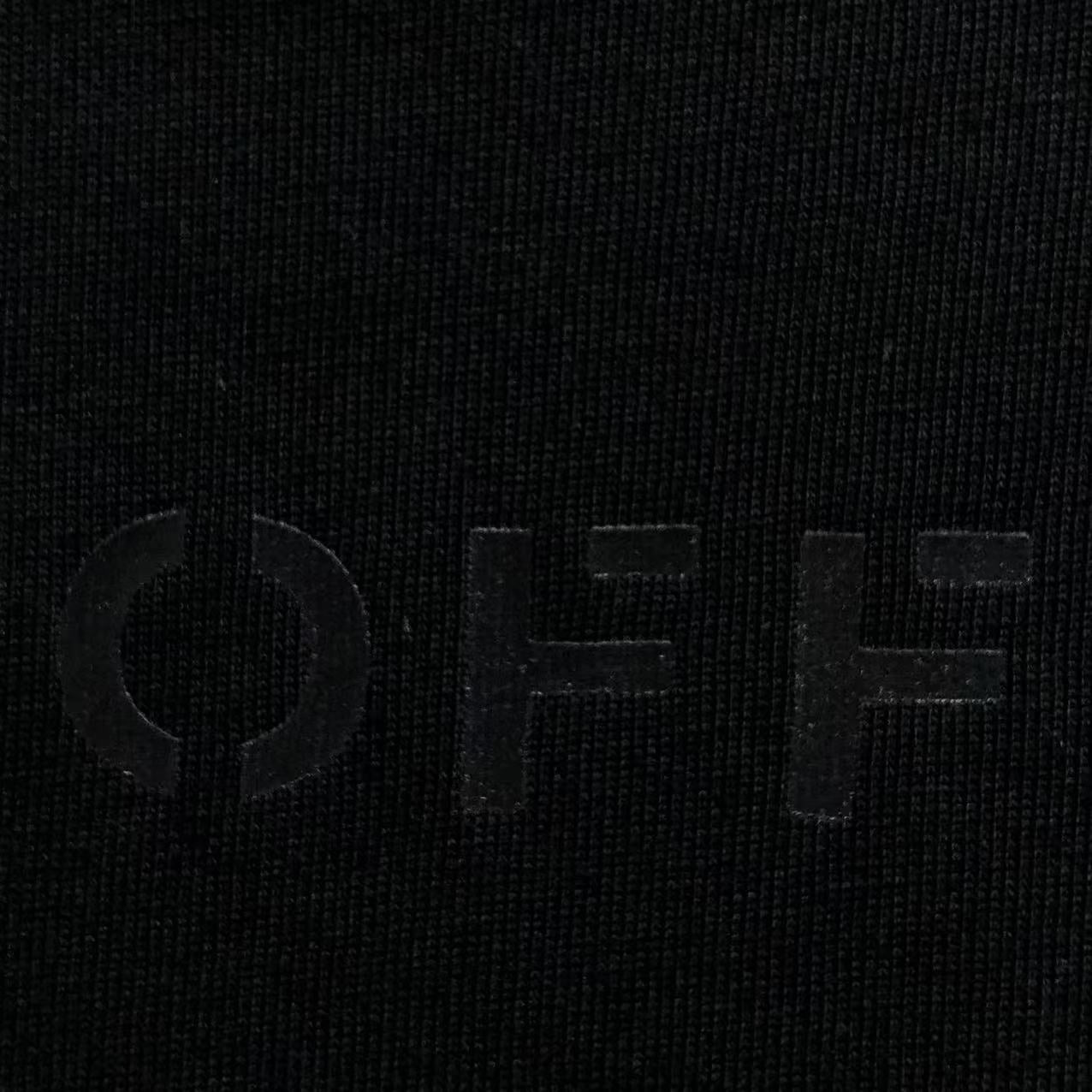off-white-rubber-arrow-tee-black-4-Drip Store Argentina