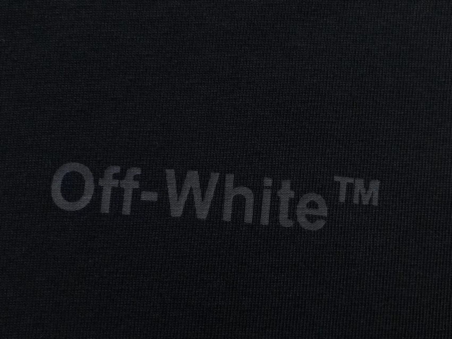 off-white-rubber-diagonal-tee-black-4-Drip Store Argentina