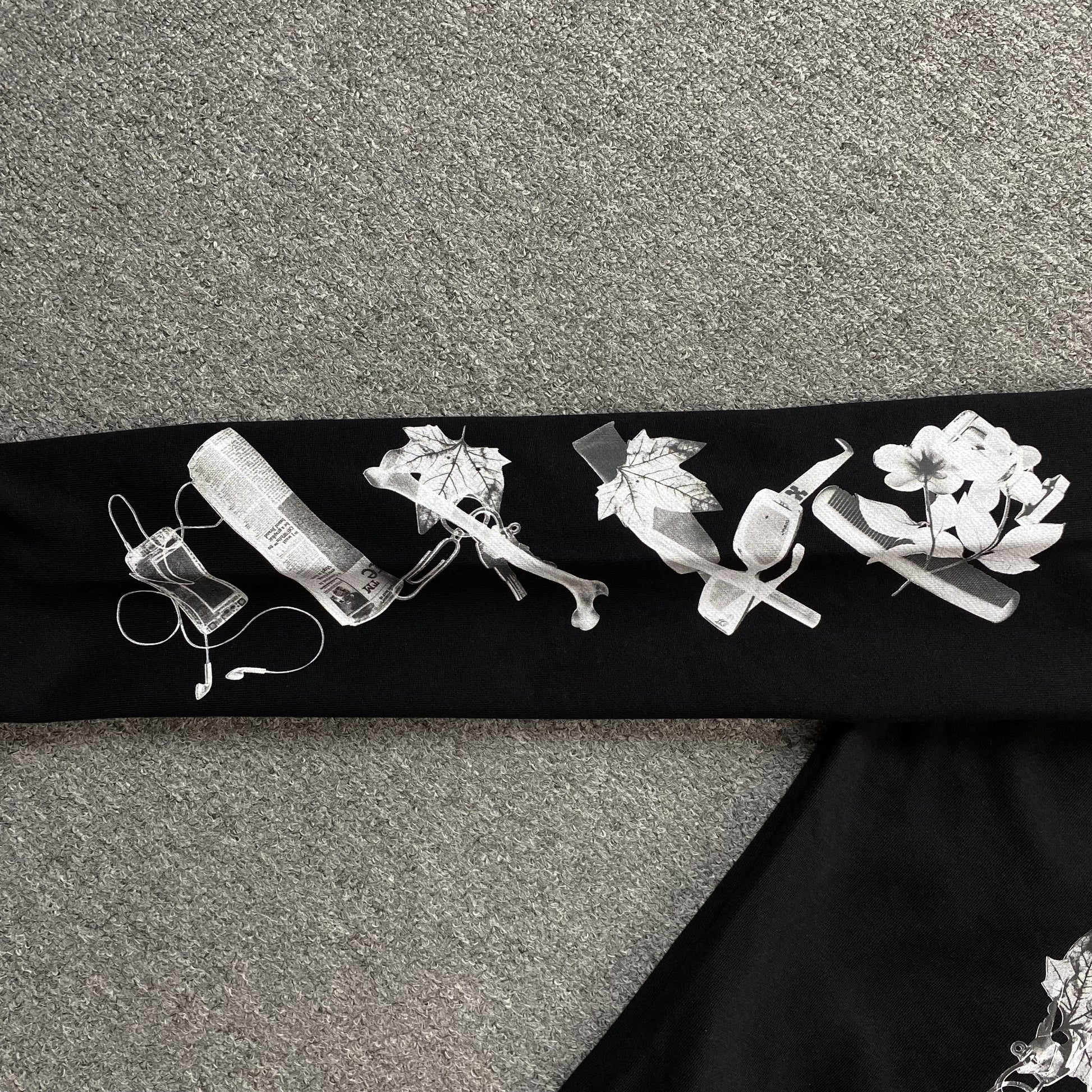 off-white-scan-arrow-crewneck-black-6-Drip Store Argentina
