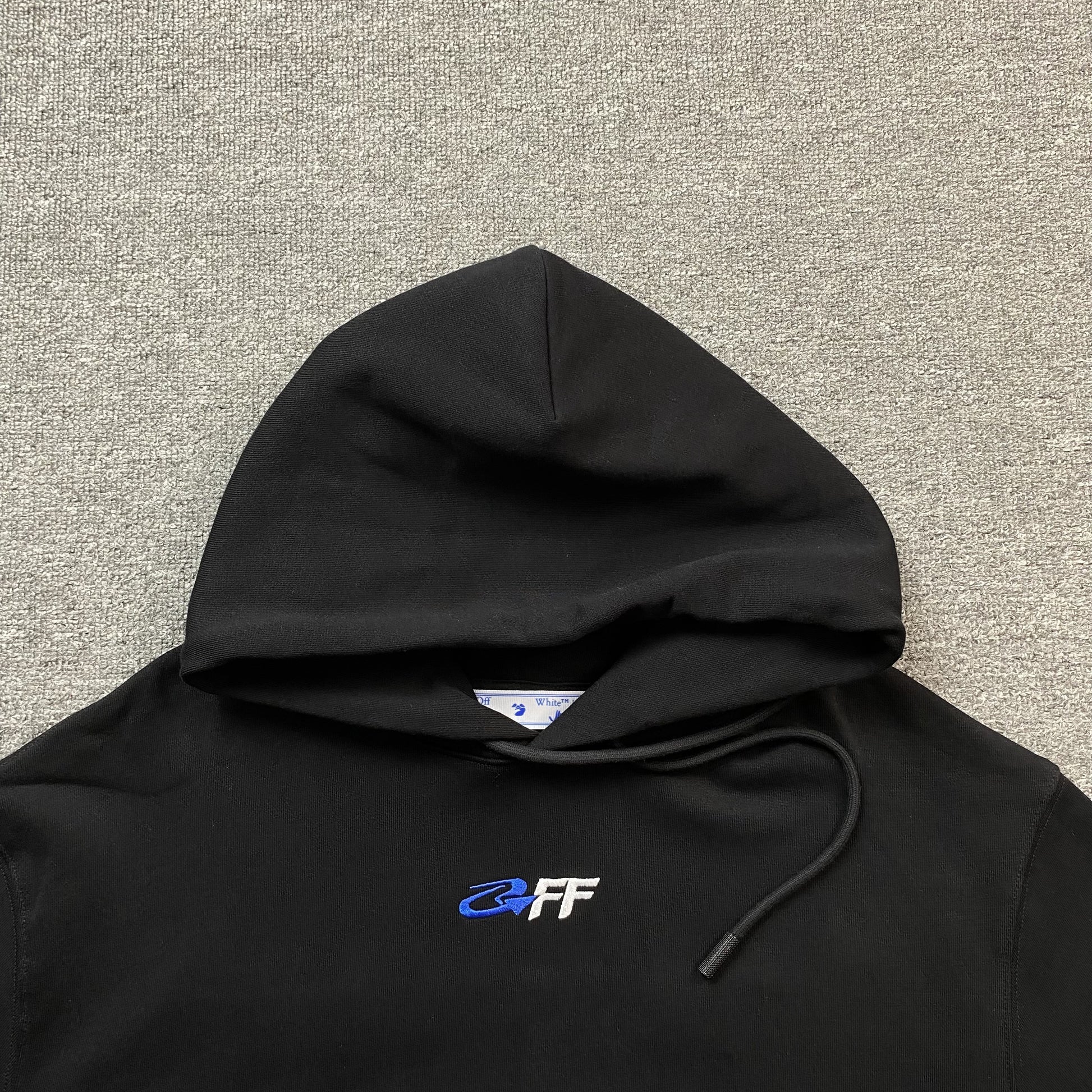 off-white-slogan-hoodie-black-8-Drip Store Argentina