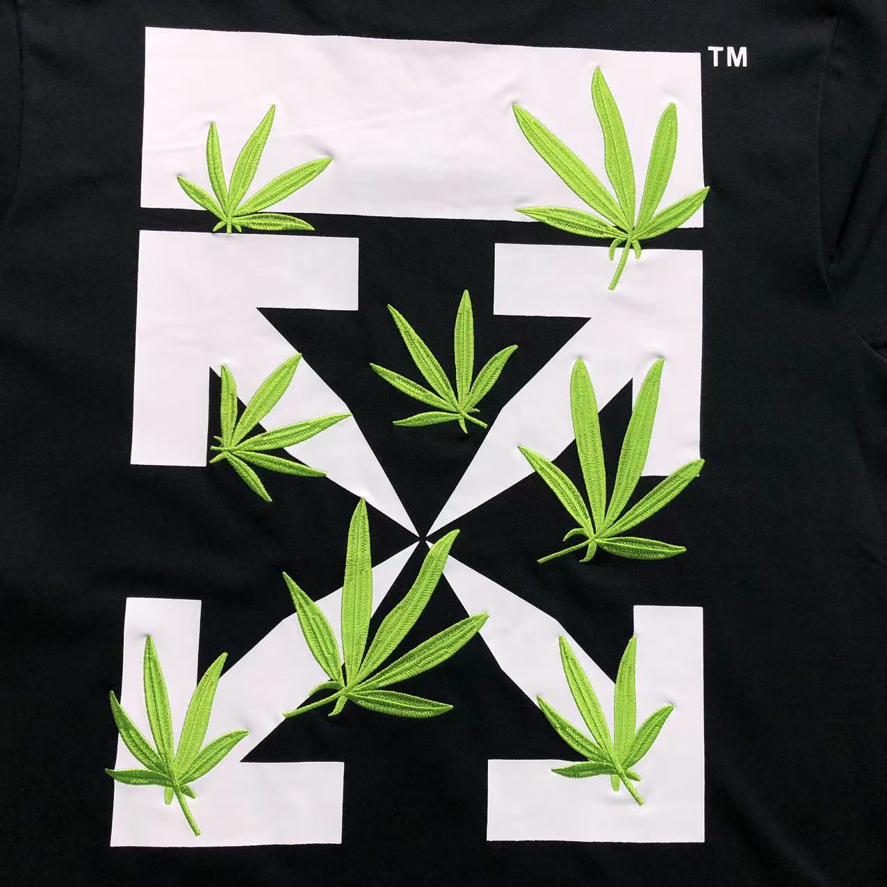 off-white-weed-arrows-tee-black-3-Drip Store Argentina