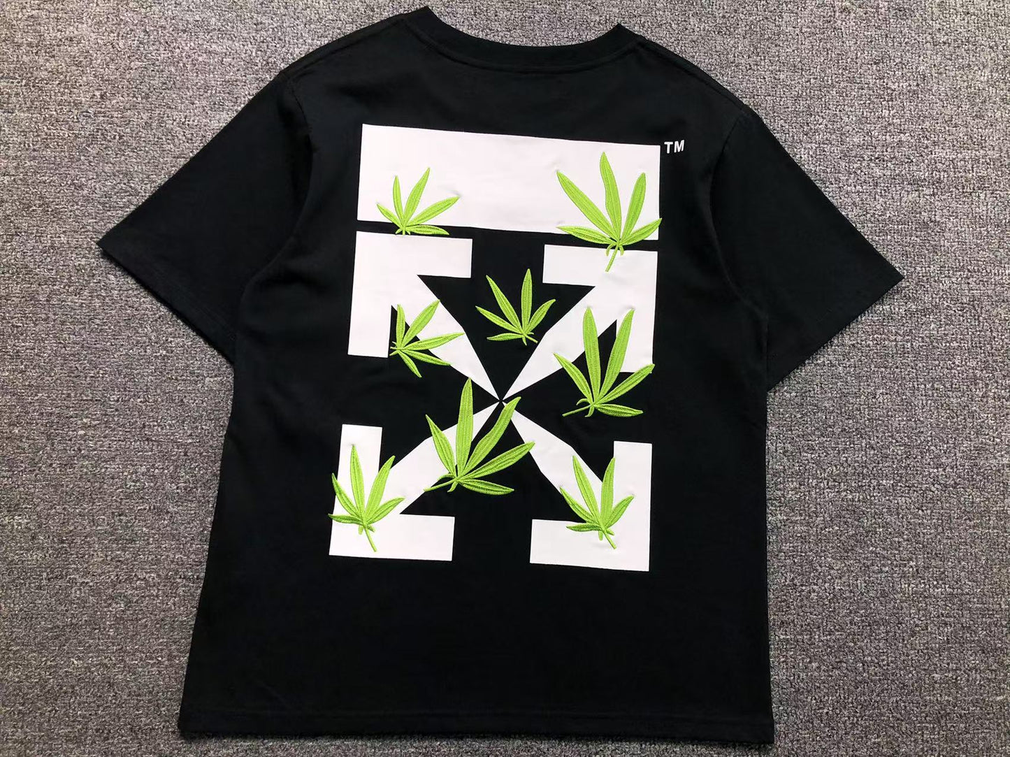 off-white-weed-arrows-tee-black-Drip Store Argentina