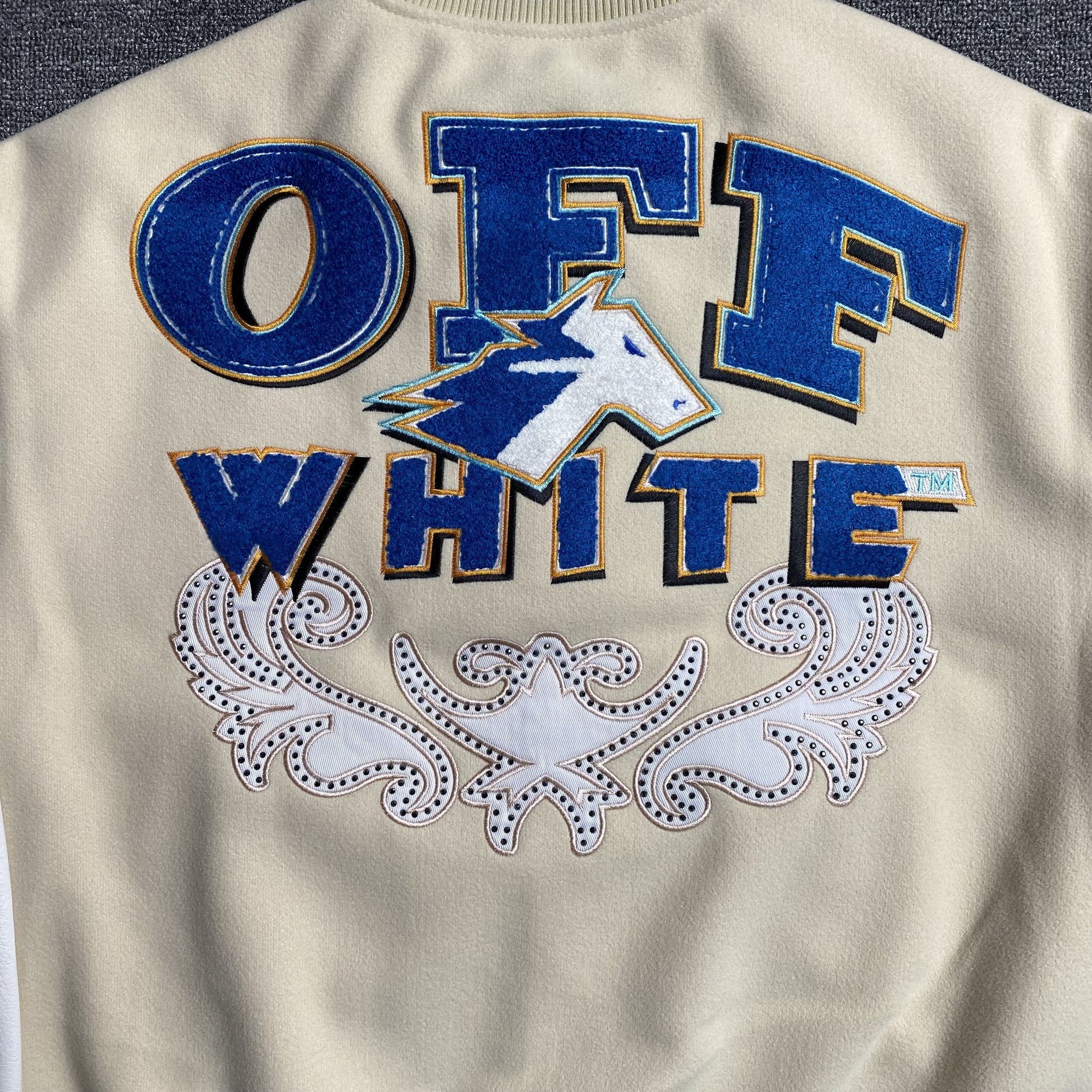 off-white-wo-thunderbolt-varsity-jacket-neutrals-10-Drip Store Argentina