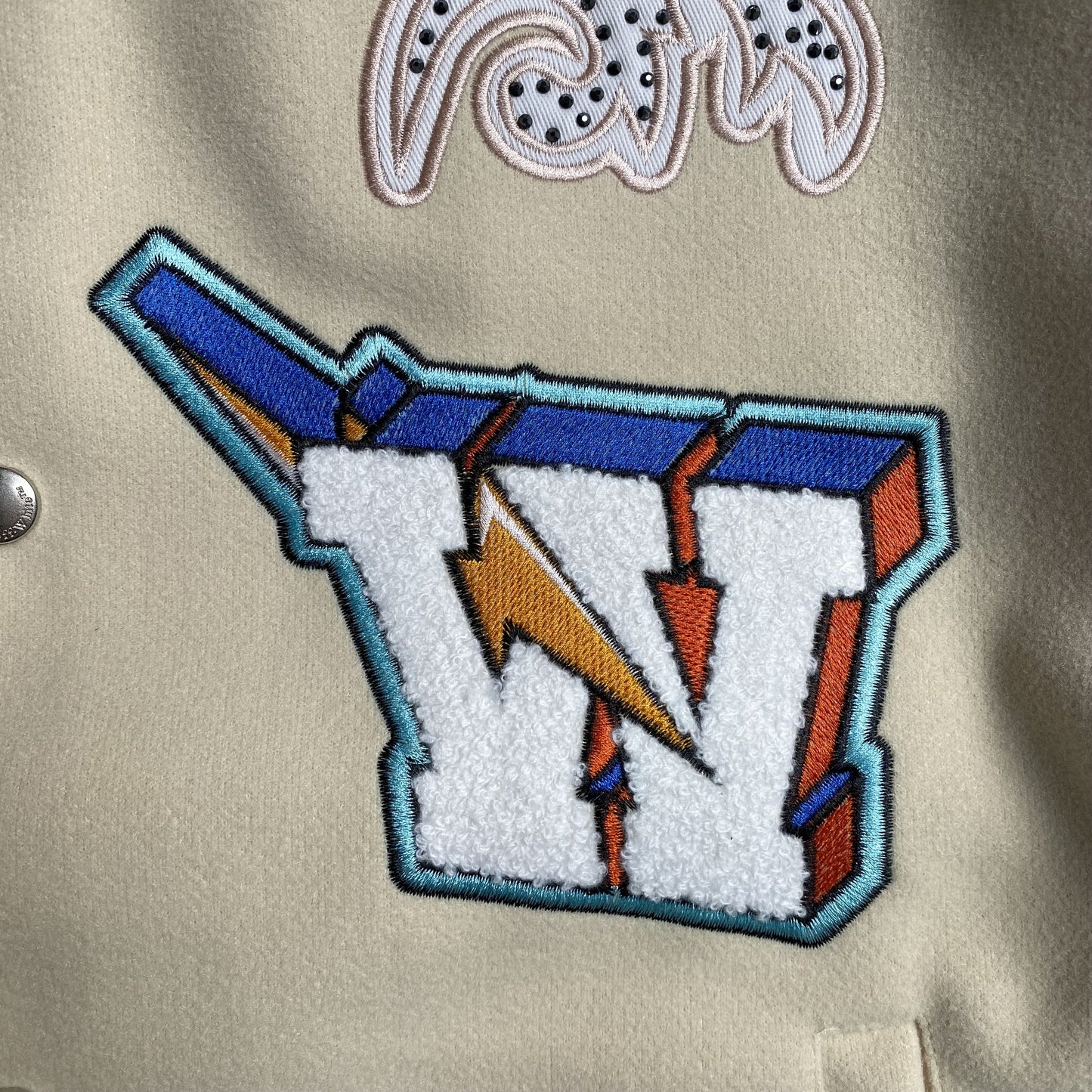 off-white-wo-thunderbolt-varsity-jacket-neutrals-16-Drip Store Argentina