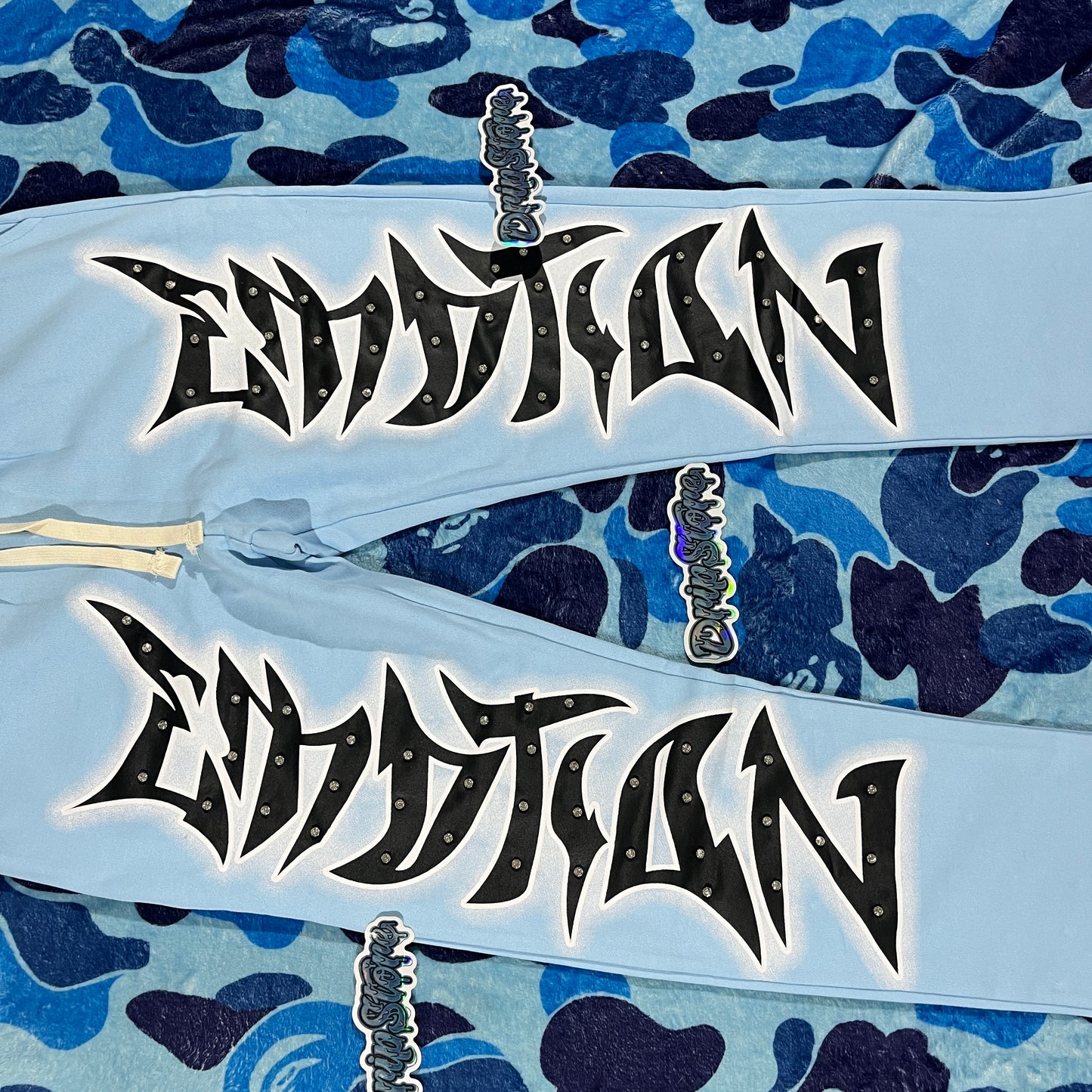 Mixed Emotion Graffiti Sweatpants Skyblue