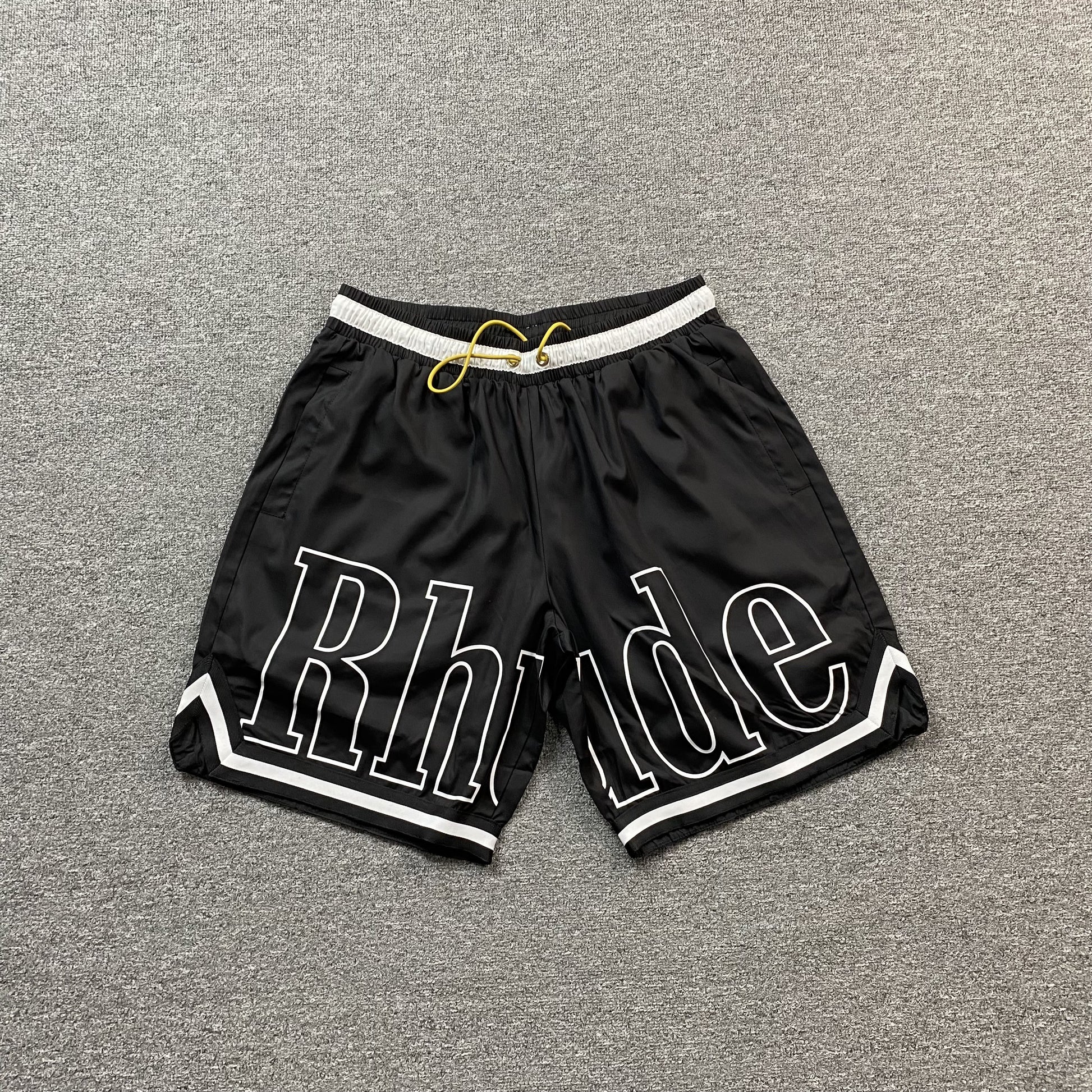 rhude-court-logo-shorts-black-Drip Store Argentina
