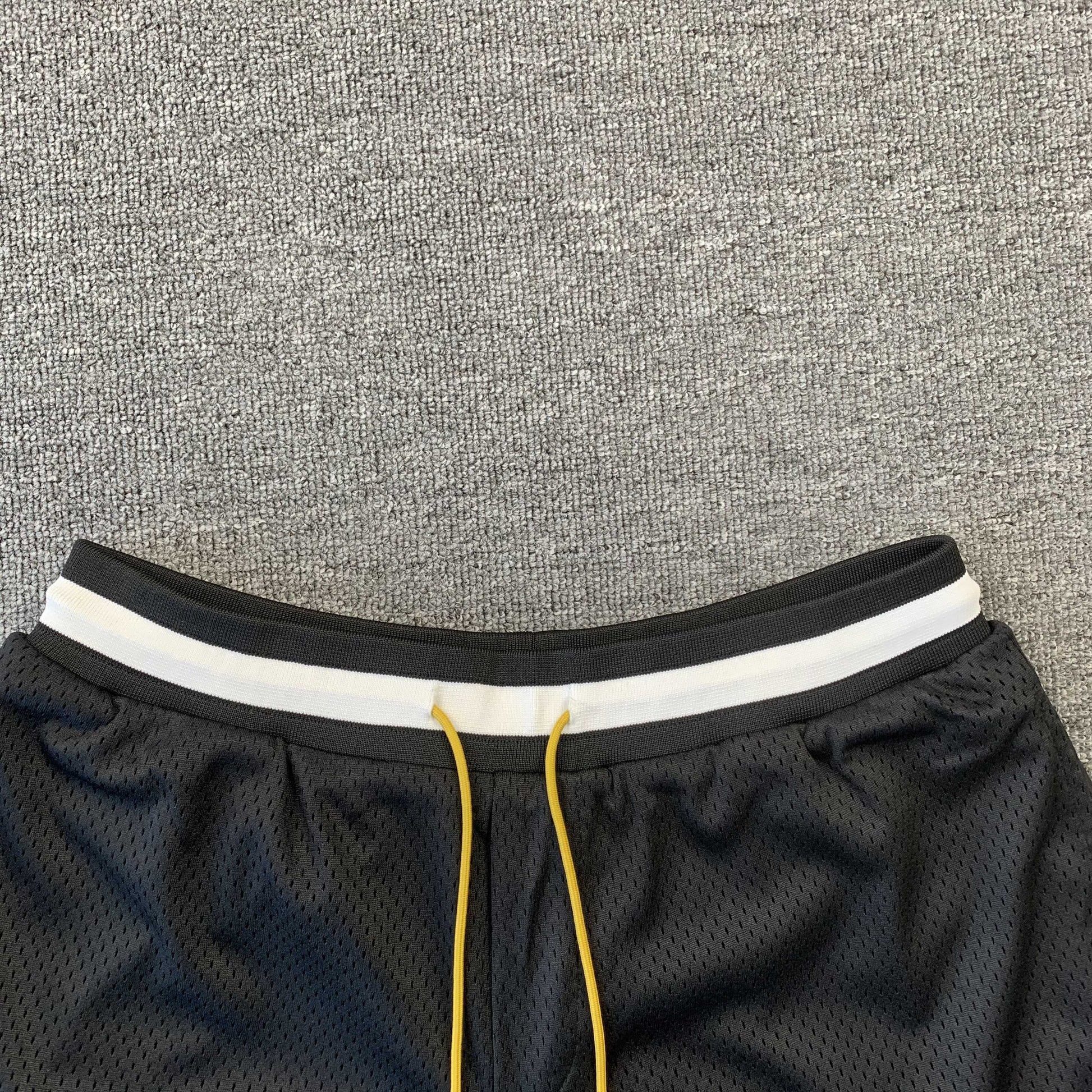 RHUDE SHORTS BLACK-Drip Store Argentina