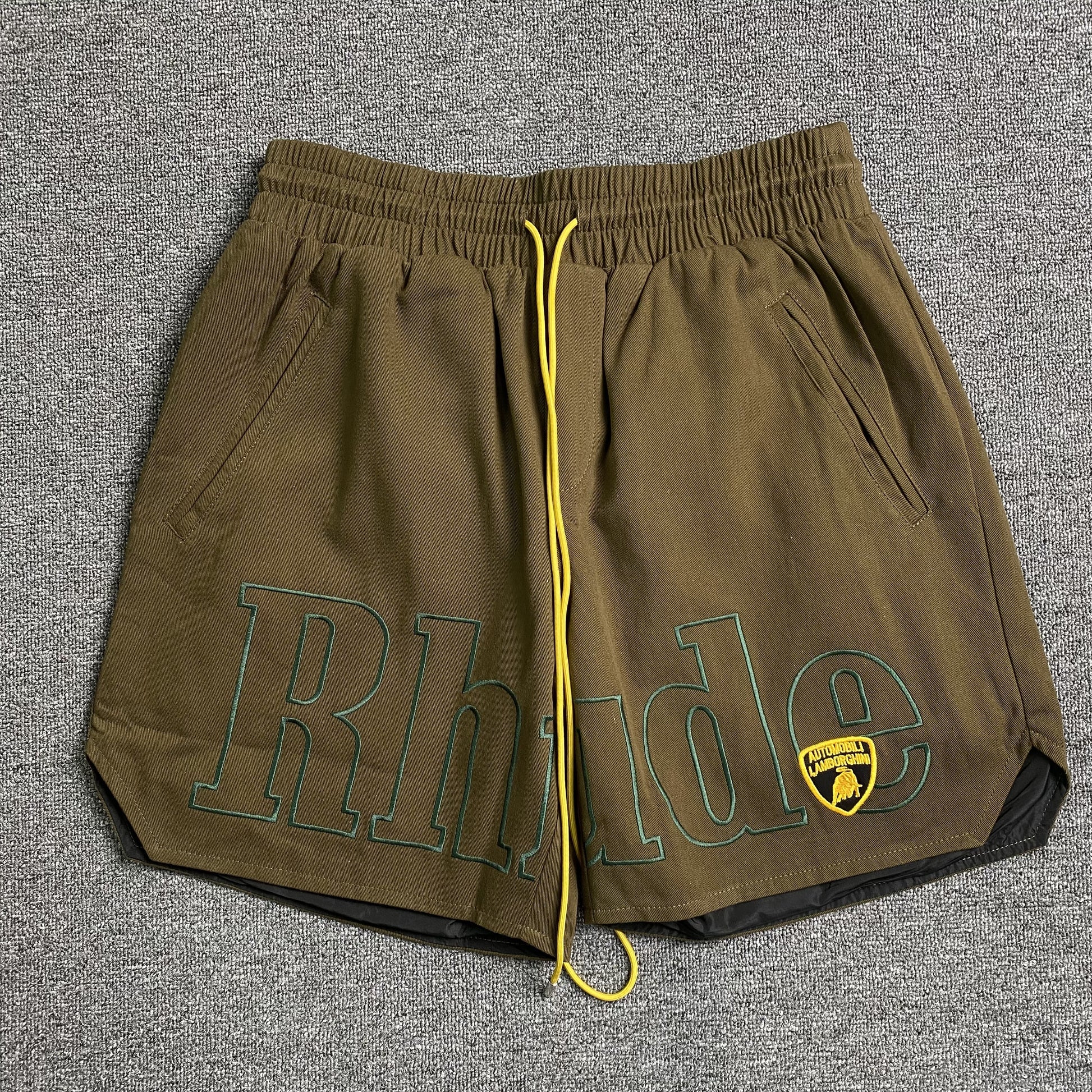 rhude-x-lamborghini-shorts-brown-Drip Store Argentina