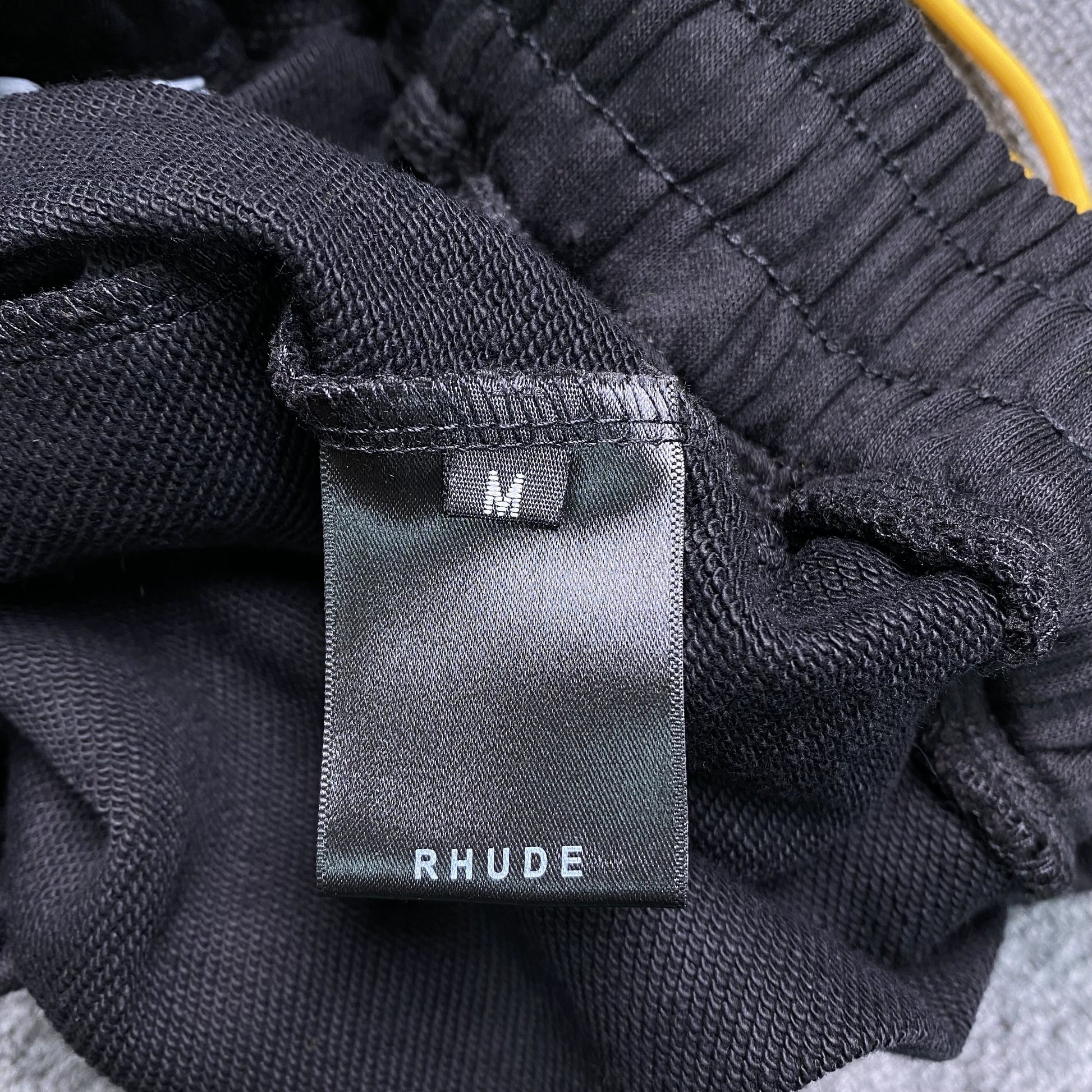 rhude-x-mclaren-shorts-black-5-Drip Store Argentina