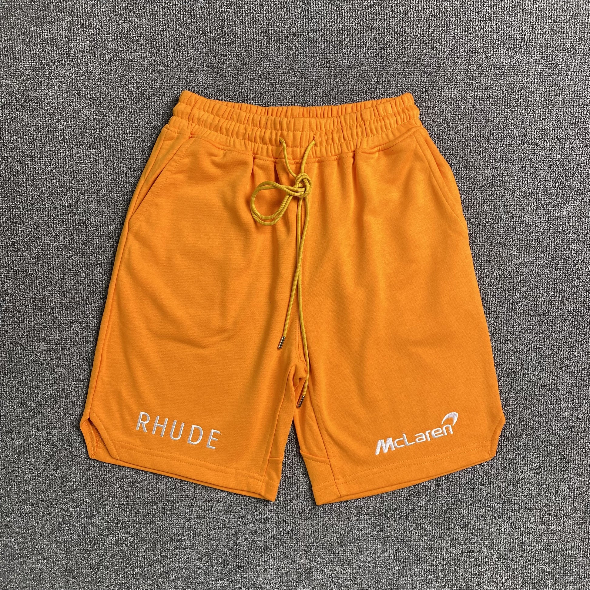 rhude-x-mclaren-shorts-orange-Drip Store Argentina