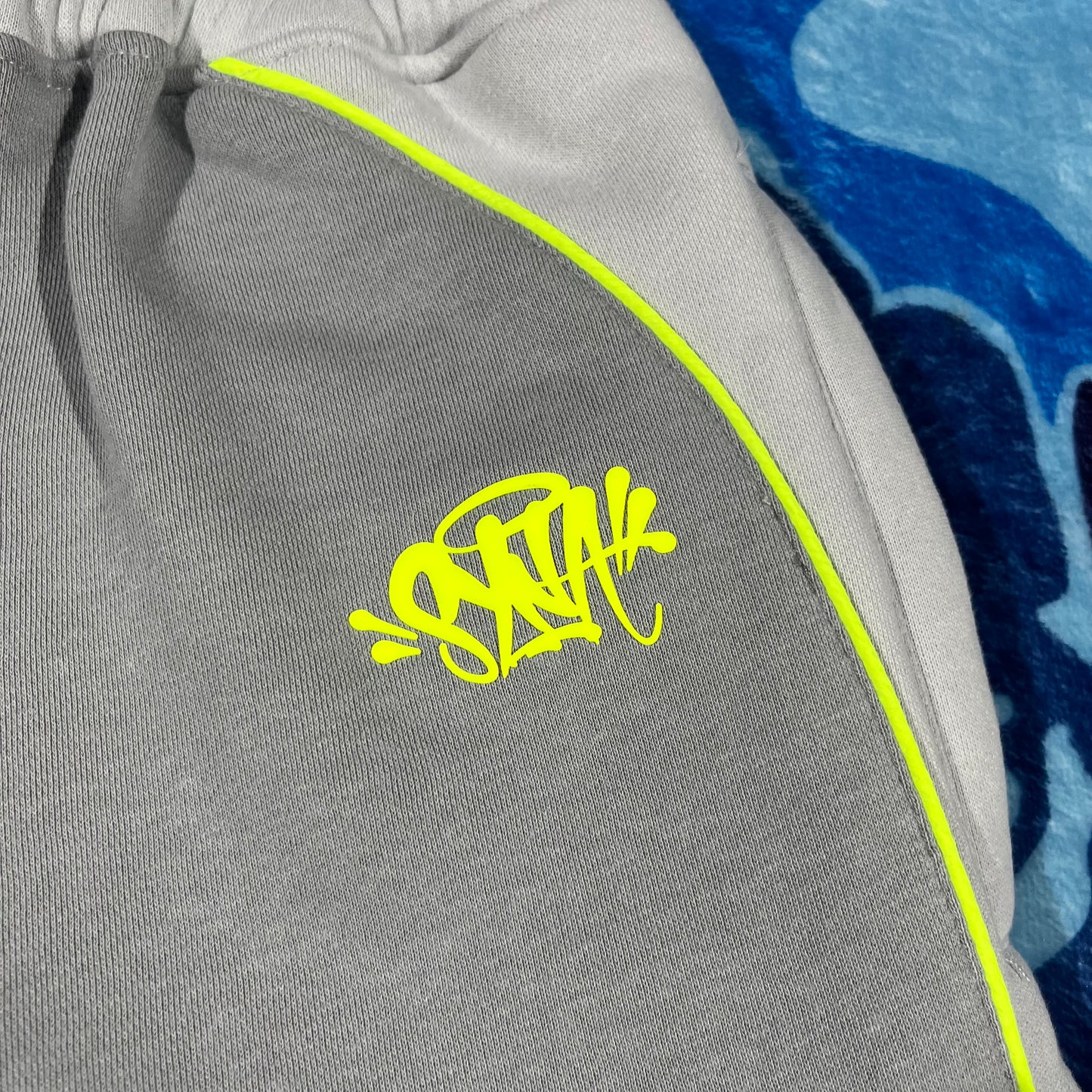 Short Syna World S