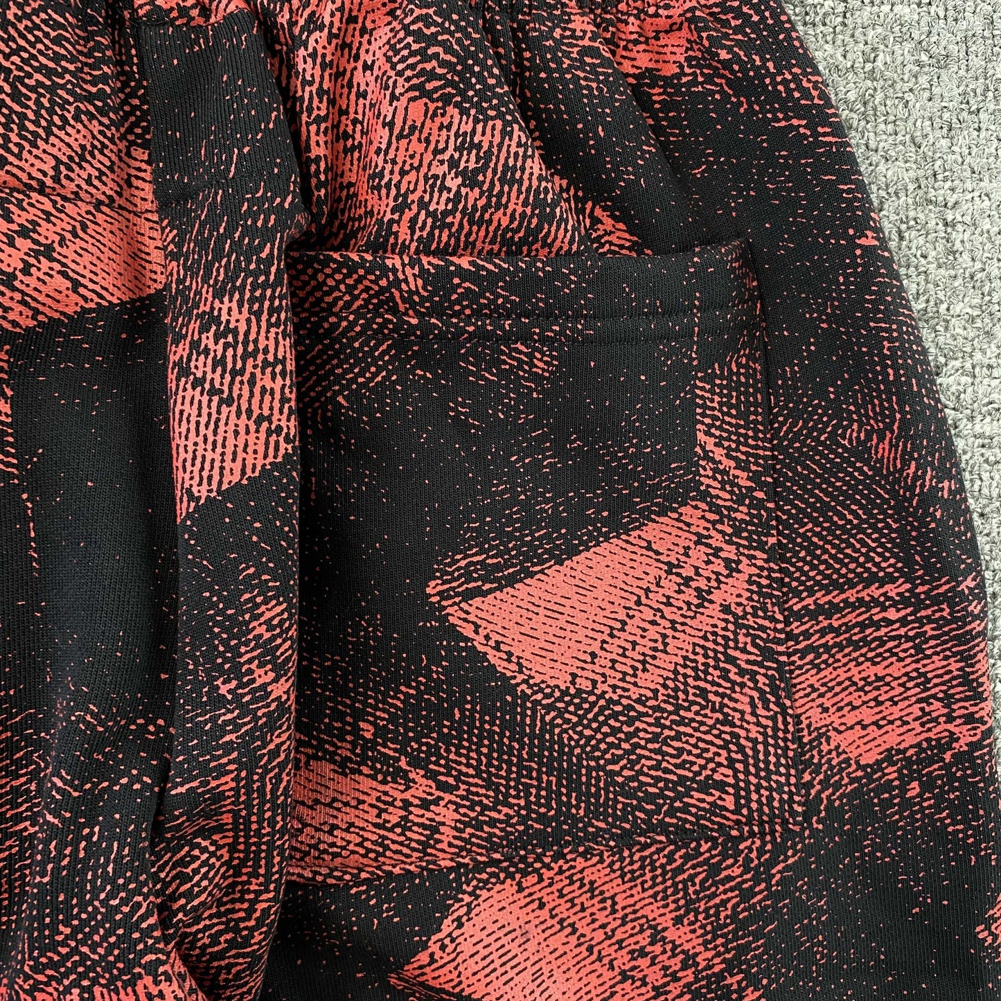 Sp5der Plaid Splatt Sweatpants Red