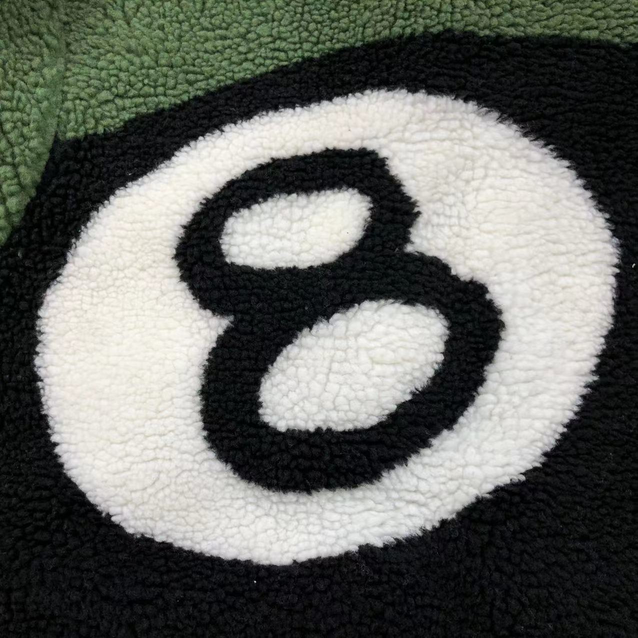 stussy-8-ball-sherpa-reversible-jacket-green-8-Drip Store Argentina