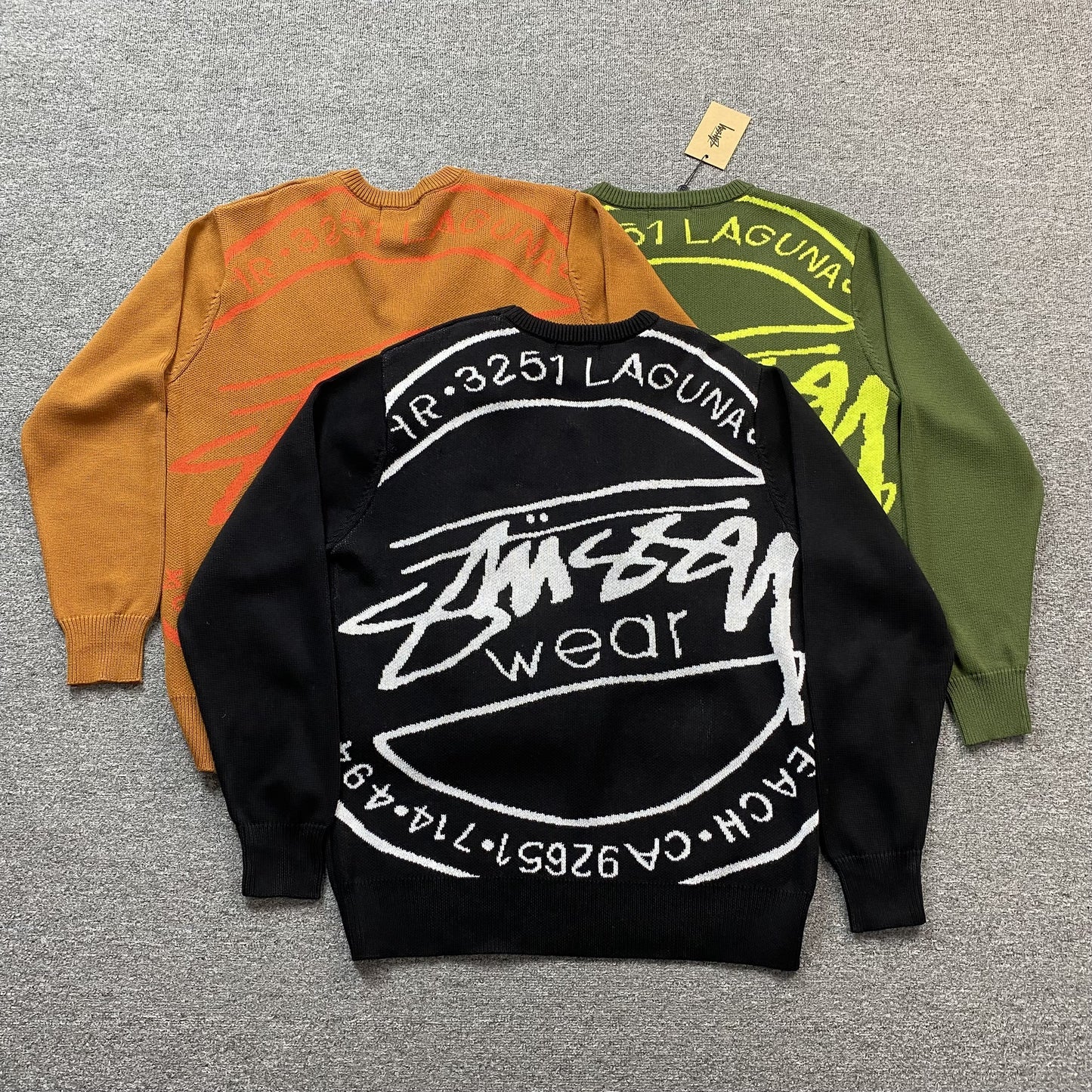 stussy-laguna-icon-sweater-dark-green-8-Drip Store Argentina