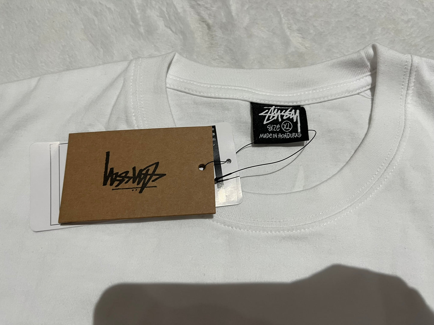 stussy-strawberry-tee-white-5-Drip Store Argentina