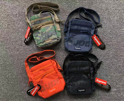 supreme-shoulder-bag-ss24-black-6-Drip Store Argentina