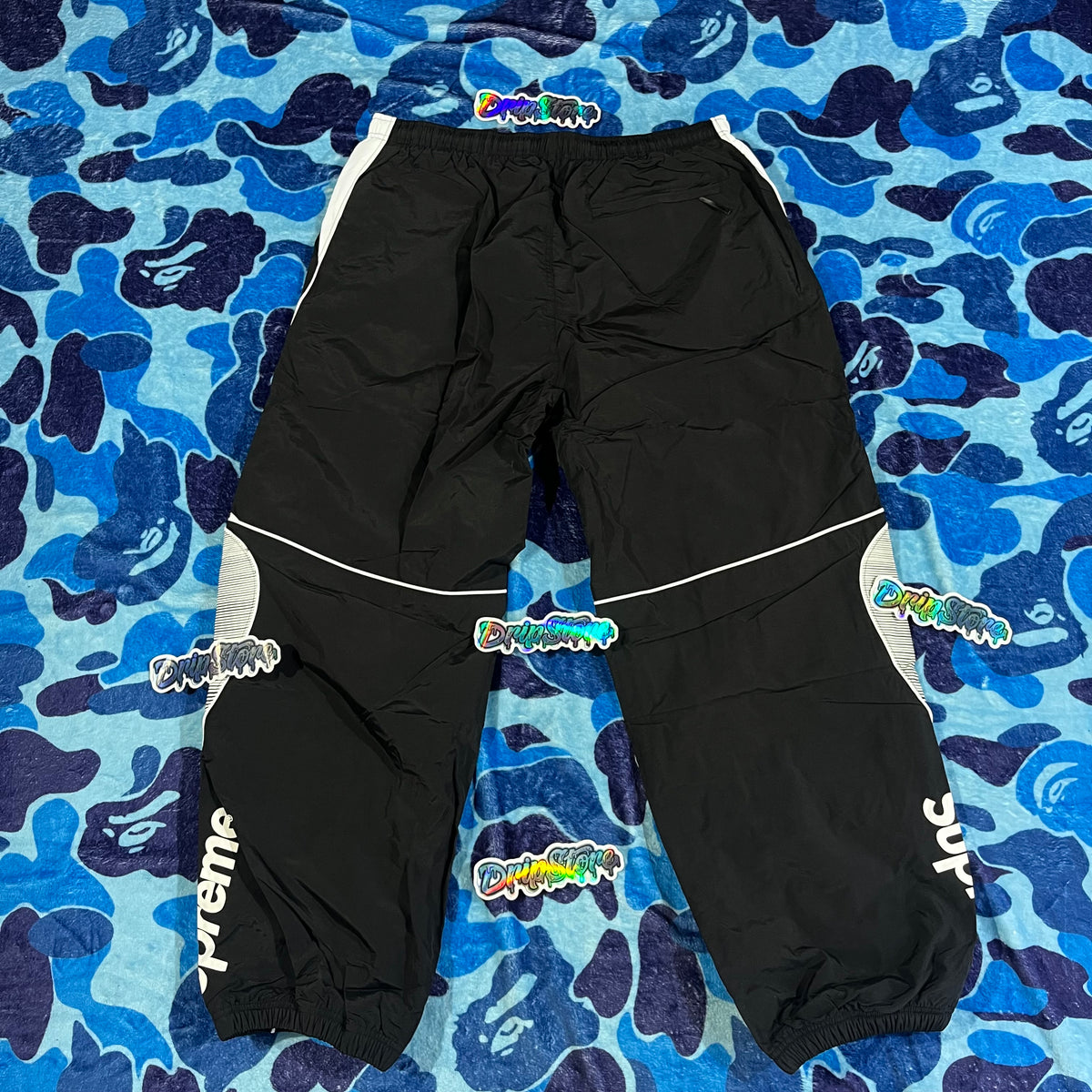 Conjunto Supreme X Umbro Negro L-XL