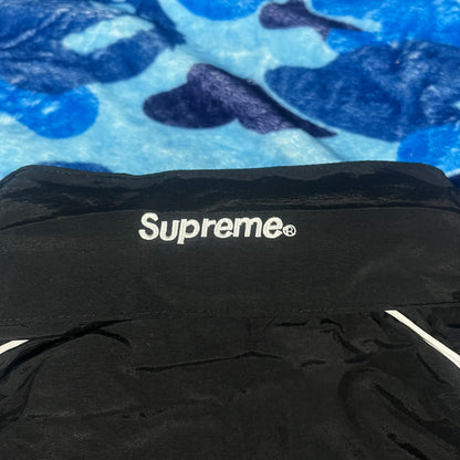 Conjunto Supreme X Umbro Negro L-XL