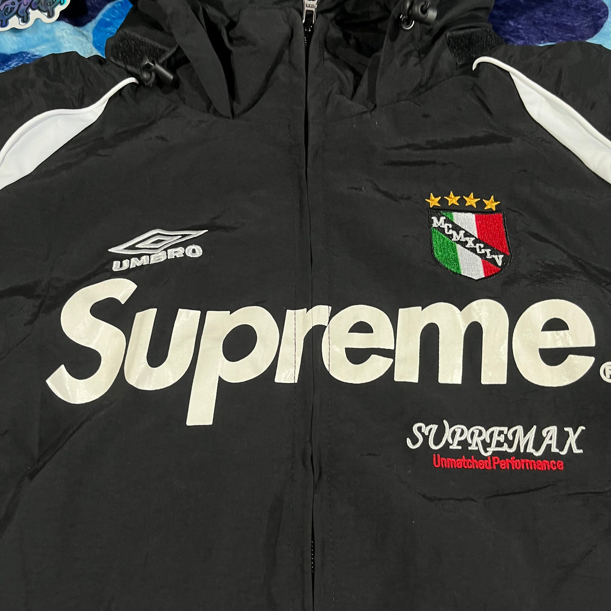 Conjunto Supreme X Umbro Negro L-XL