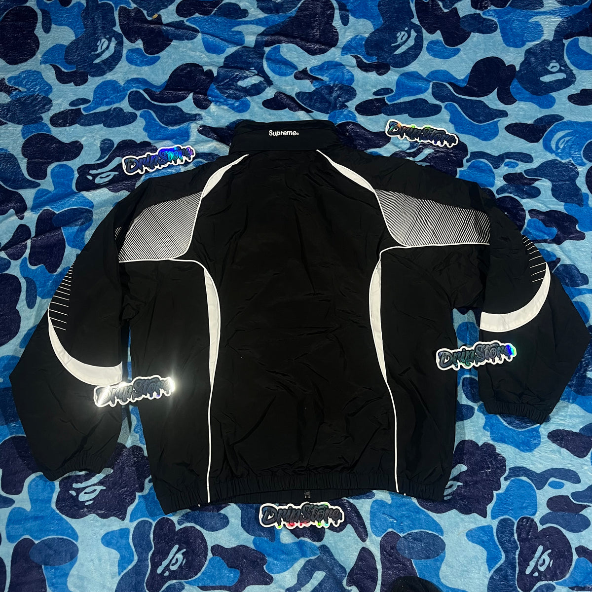Conjunto Supreme X Umbro Negro L-XL