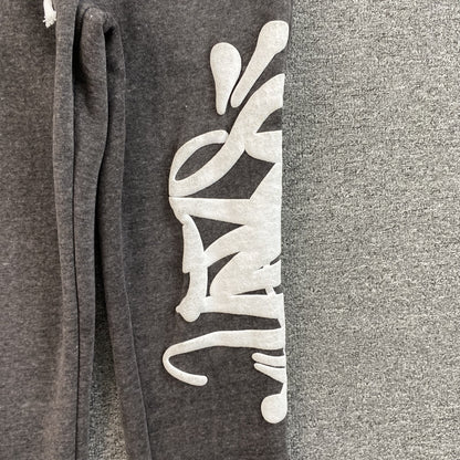 syna-world-syna-logo-pants-grey-2_5a468e1d-Drip Store Argentina