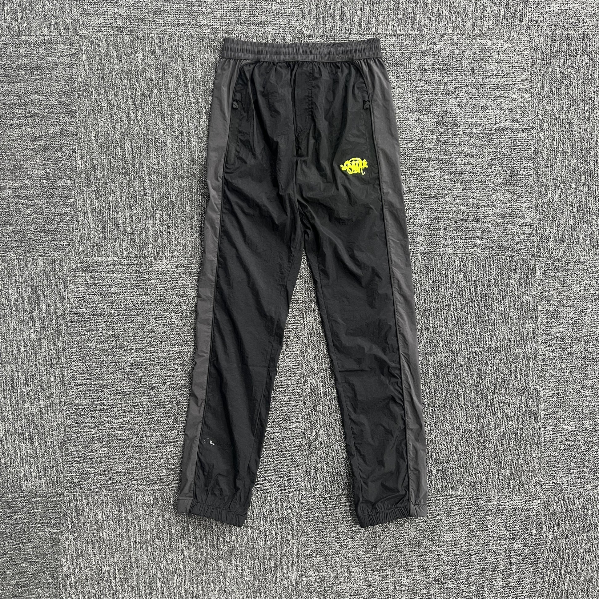 syna-world-syna-logo-shell-pants-black-Drip Store Argentina