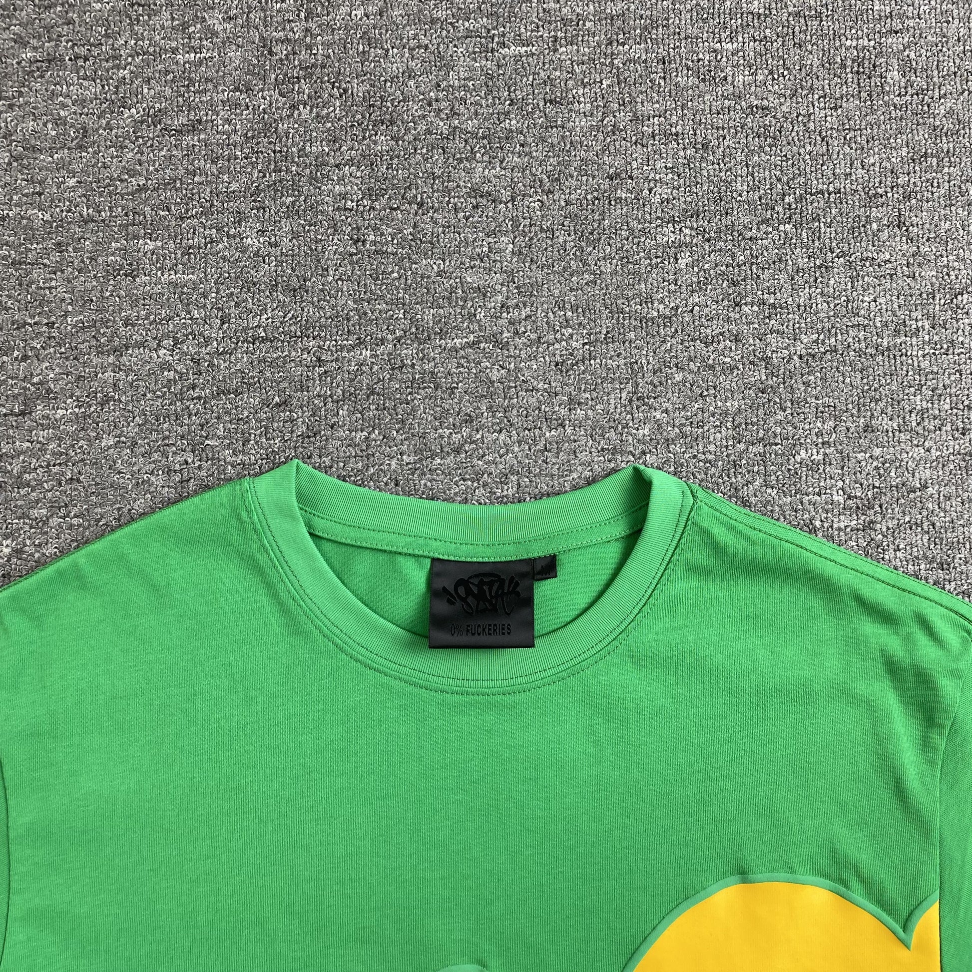 syna-world-syna-logo-tee-green-5-Drip Store Argentina