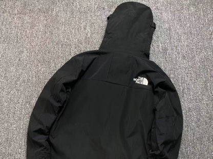 the-north-face-1990-mountain-jacket-goretex-black-3-Drip Store Argentina