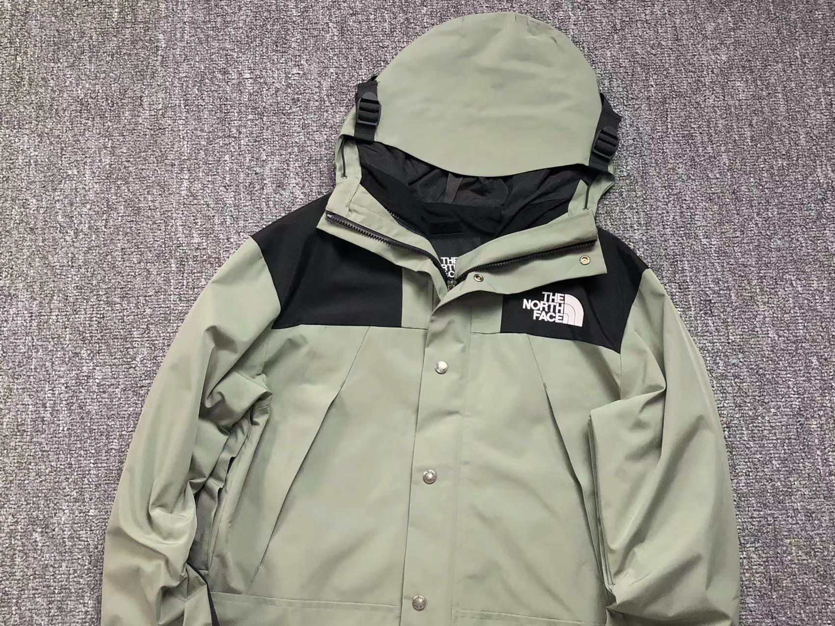 the-north-face-1990-mountain-jacket-goretex-green-2_2d21873f-Drip Store Argentina