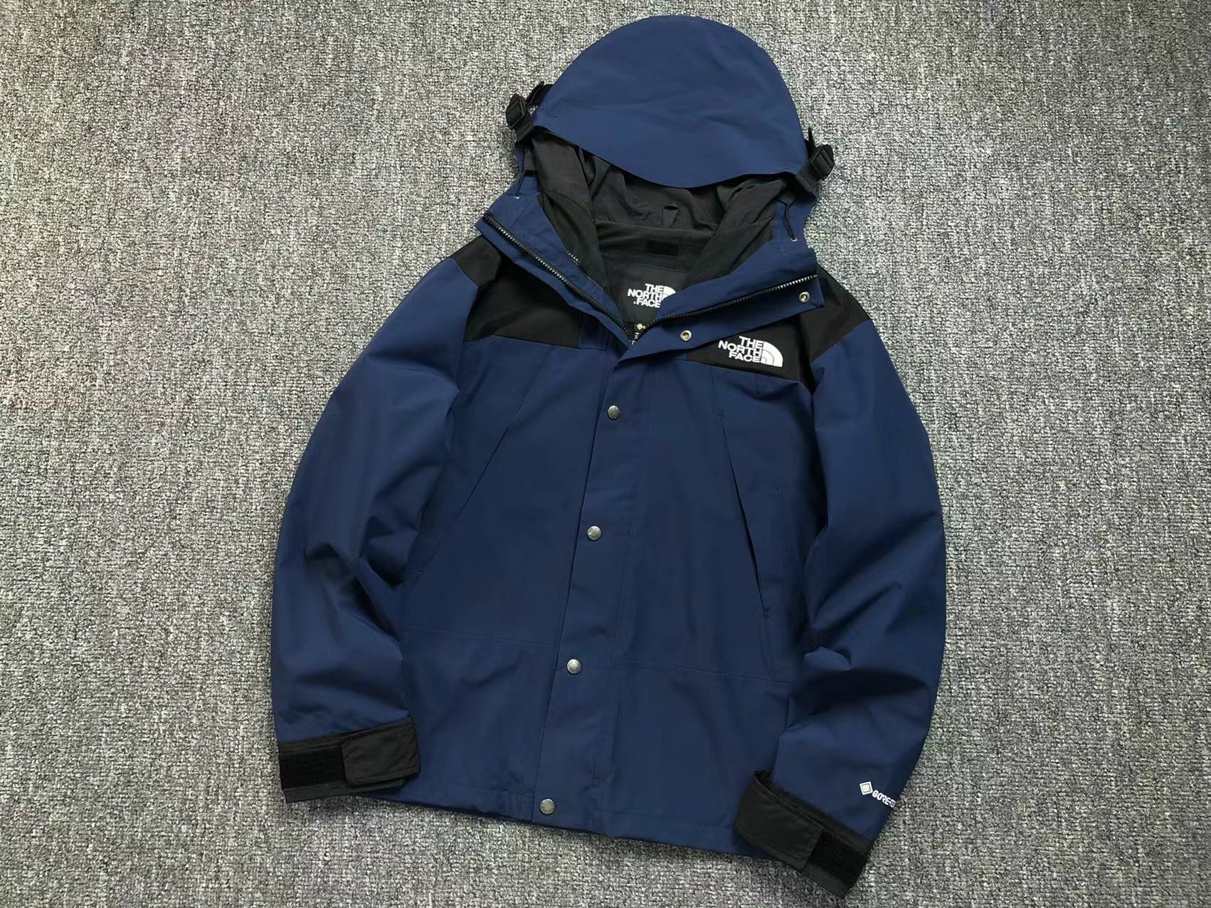 the-north-face-1990-mountain-jacket-goretex-navy-Drip Store Argentina