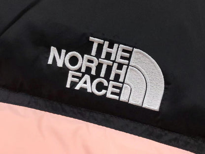 the-north-face-1996-retro-nuptse-700-fill-packable-jacket-misty-rose-3-Drip Store Argentina