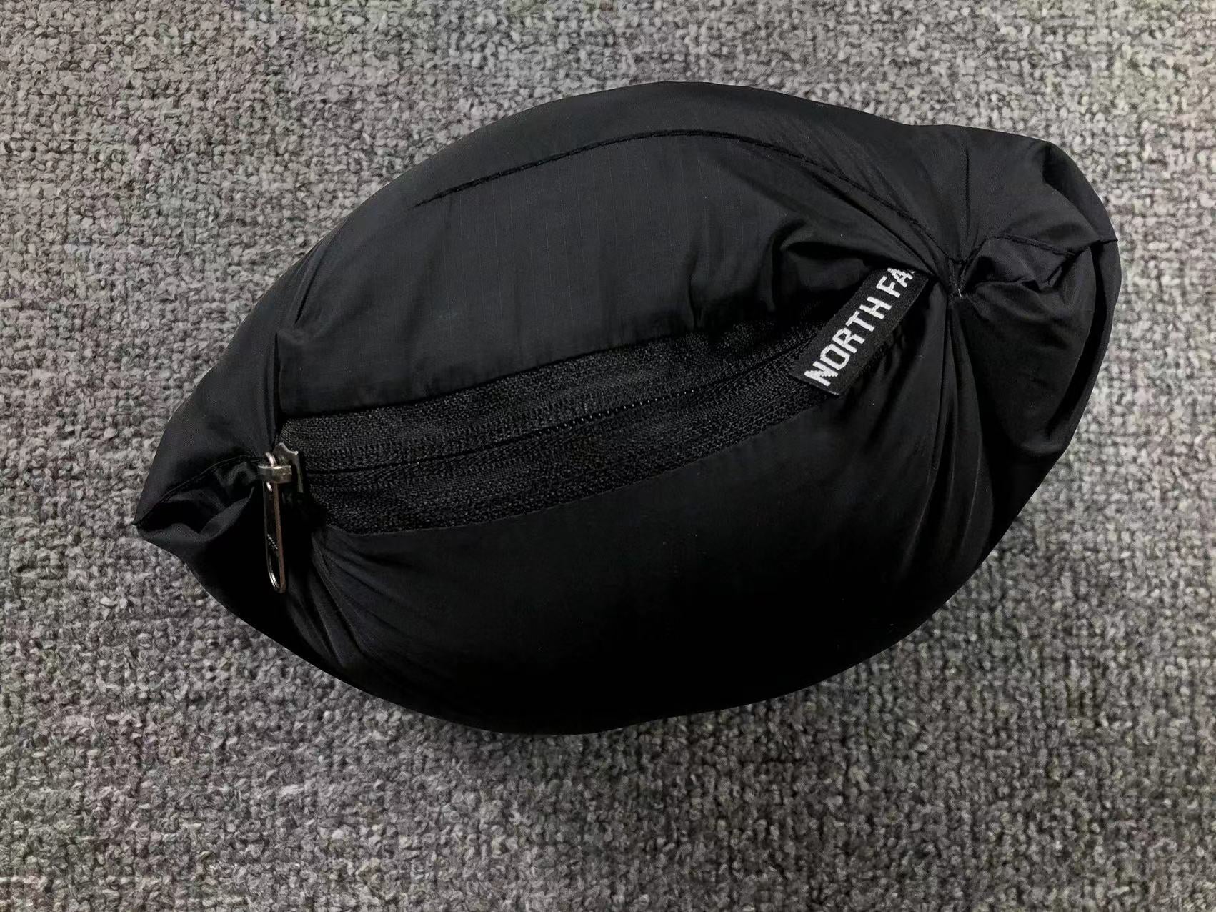 the-north-face-1996-retro-nuptse-vest-black-8-Drip Store Argentina