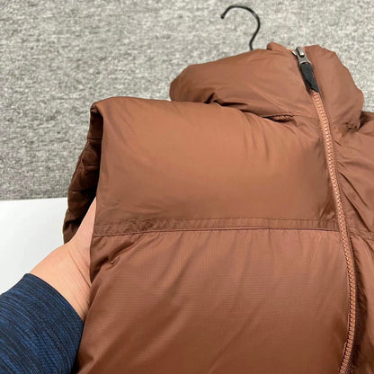 the-north-face-1996-retro-nuptse-vest-dark-oak-5-Drip Store Argentina
