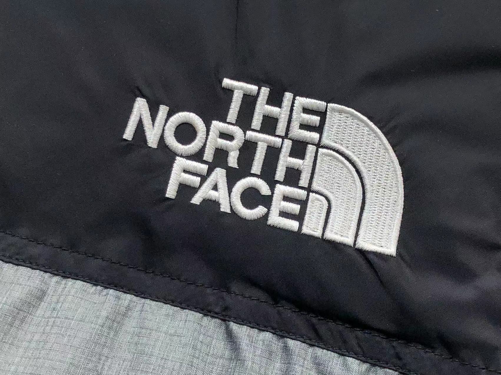 the-north-face-1996-retro-nuptse-vest-grey-3-Drip Store Argentina